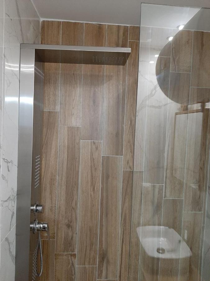 Vali_Skg Studio Tesalonika Bagian luar foto